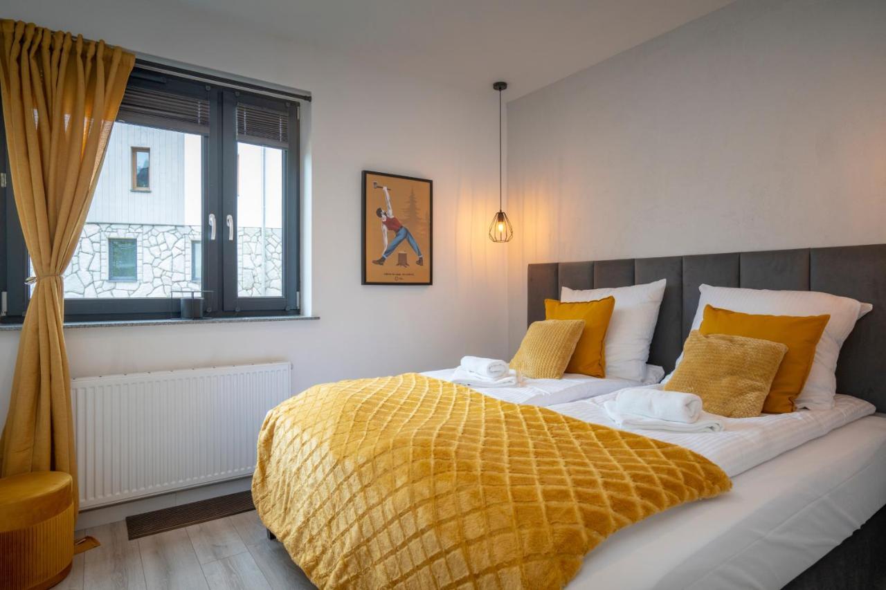 Rentplanet - Apartamenty Schroniskowa Шклярська Поремба Екстер'єр фото
